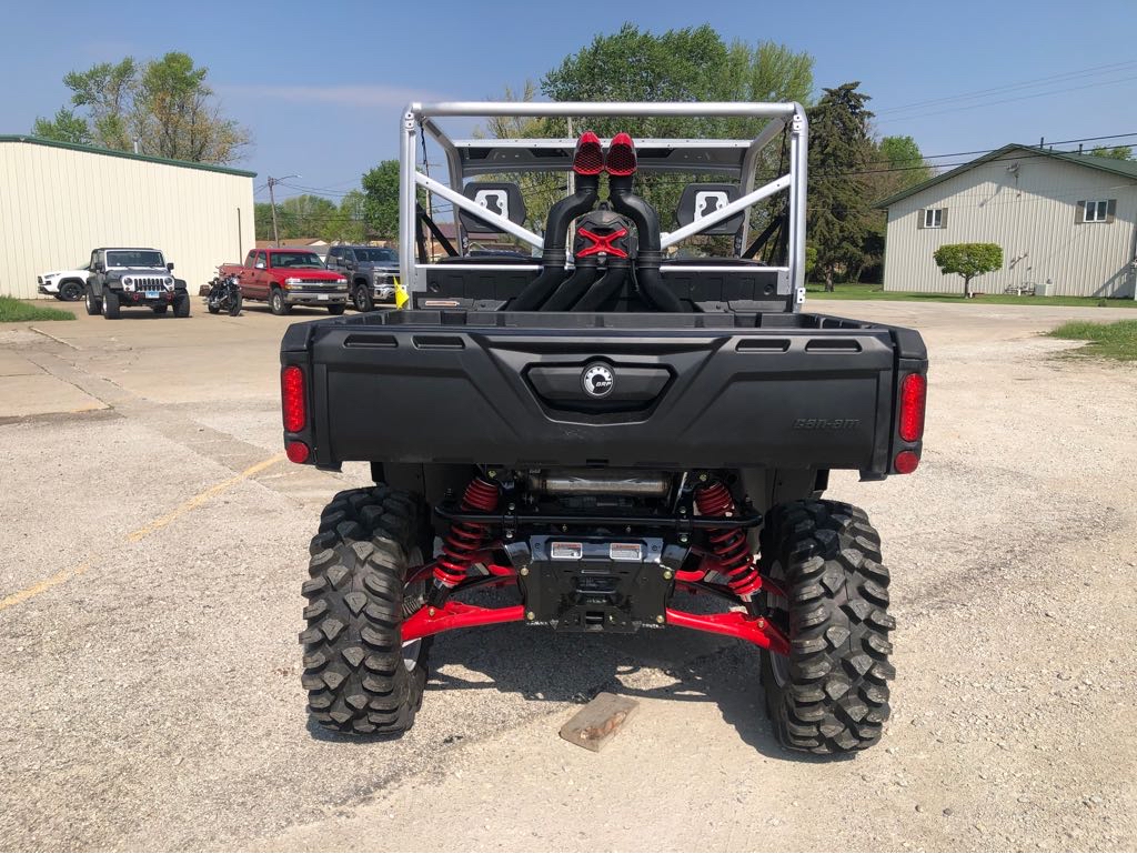 2025 Can-Am COMMANDER XT-P 1000R - Photo 4