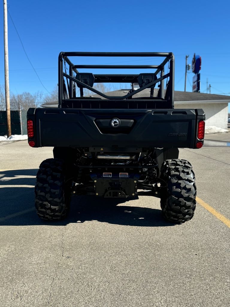 2025 Can-Am DEFENDER MAX DPS HD7 - Photo 12