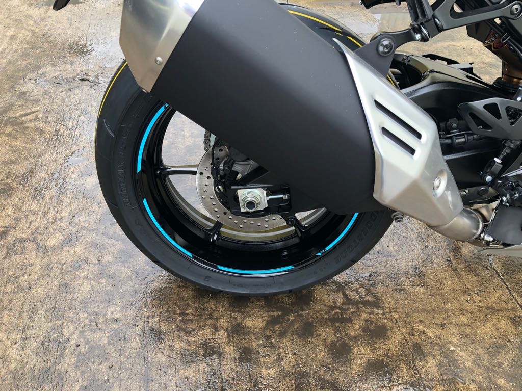 2025 Suzuki GSX-R 1000R - Photo 4