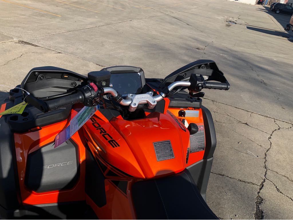 2025 CFMOTO CFORCE 800 Touring - Photo 9