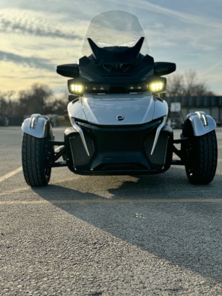 2025 Can-Am SPYDER RT - Photo 6
