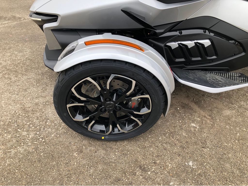 2025 Can-Am SPYDER RT LTD - Photo 8