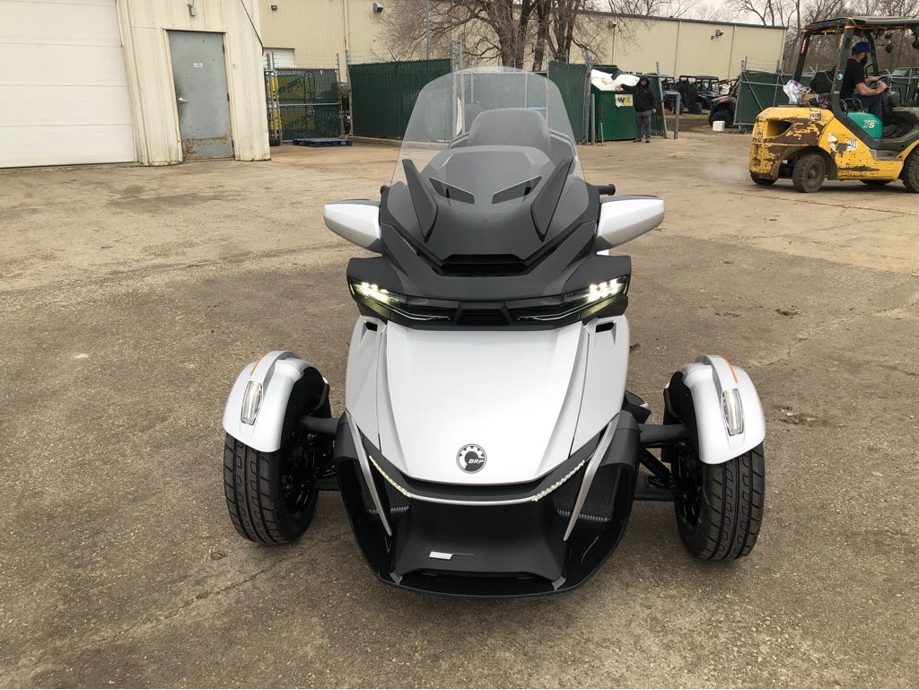 2025 Can-Am SPYDER RT LTD - Photo 9