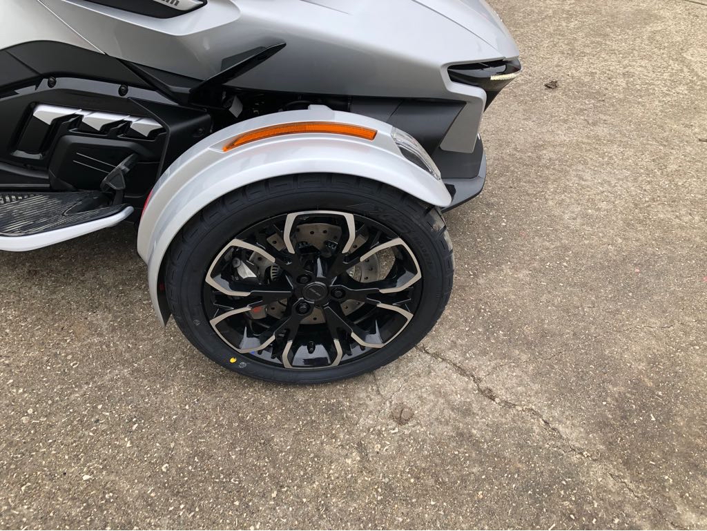 2025 Can-Am SPYDER RT LTD - Photo 2