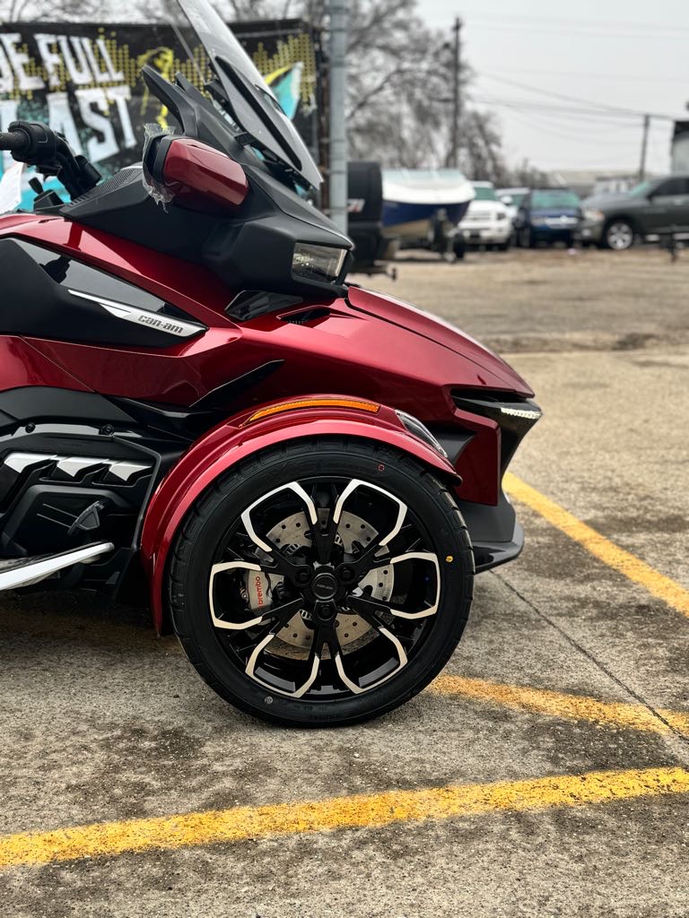 2025 Can-Am SPYDER RT LTD - Photo 3