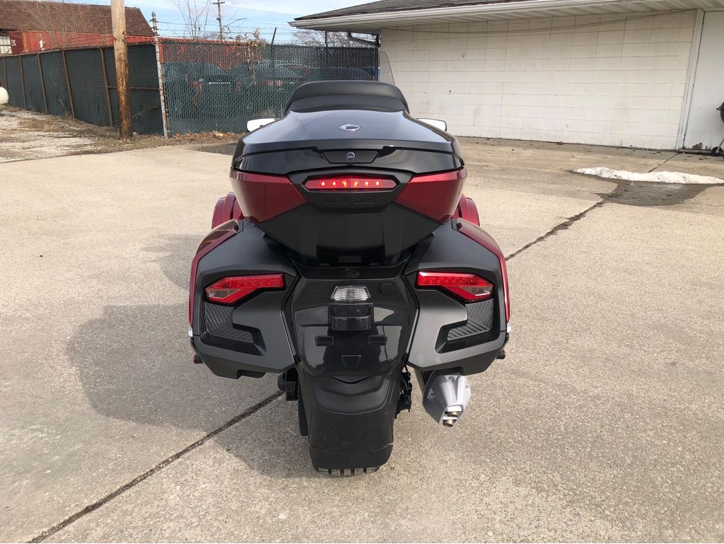 2025 Can-Am SPYDER RT LTD - Photo 4