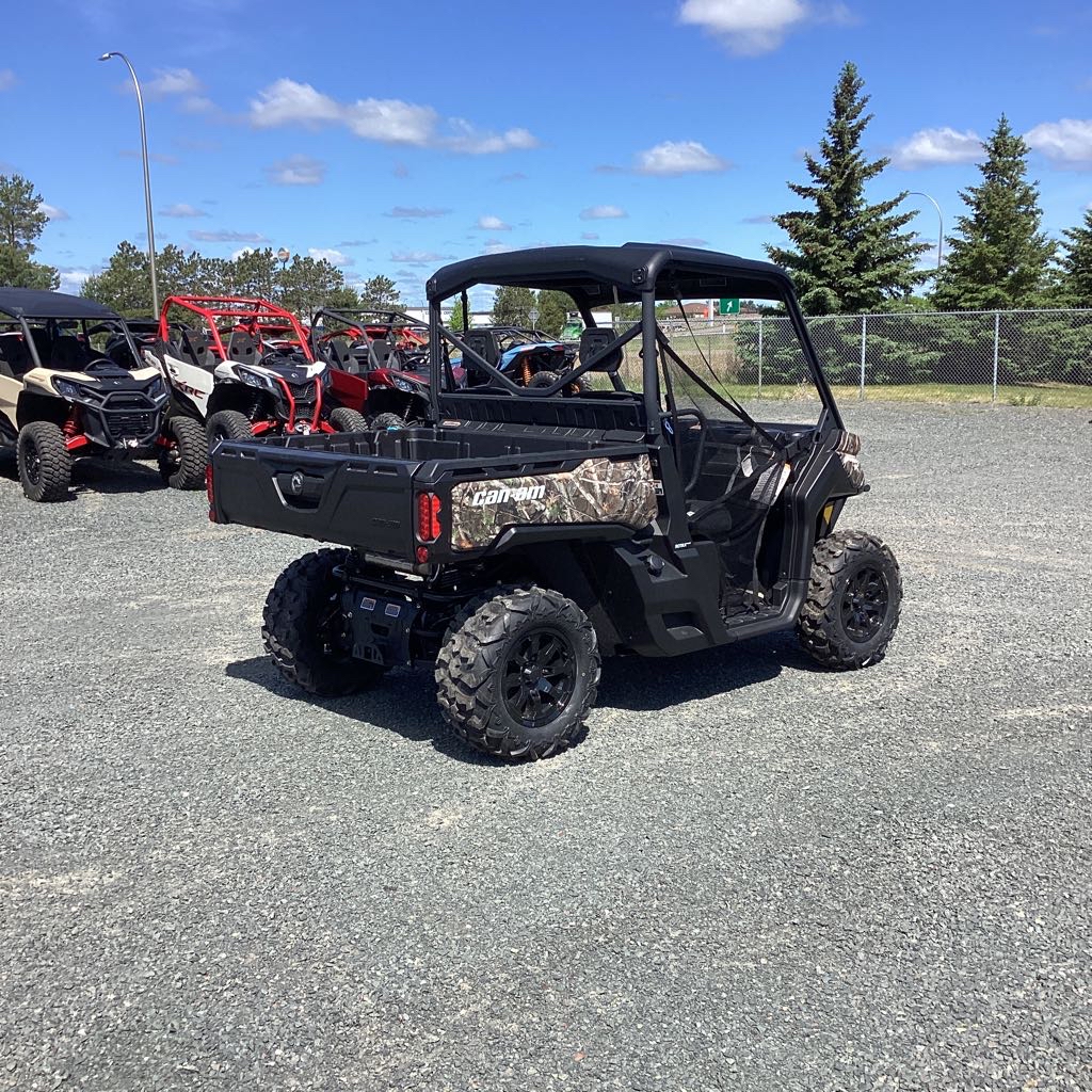 2025 Can-Am Defender XT HD7 - Photo 3