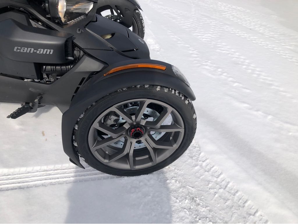 2025 Can-Am RYKER 900 ACE - Photo 2