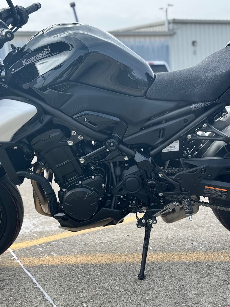 2025 Kawasaki Z900 ABS - Photo 8