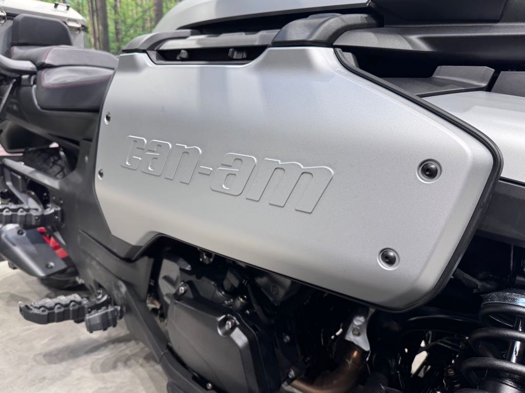 2025 Can-Am Canyon XT - Photo 17