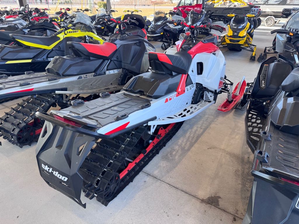 2021 Ski-Doo **AS IS** Backcountry X-RS 850 E-TEC 146 - Photo 3