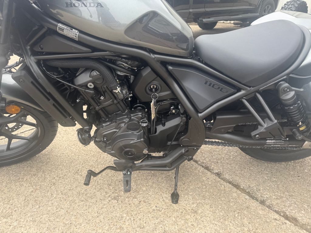 2025 Honda REBEL 1100T - Photo 7