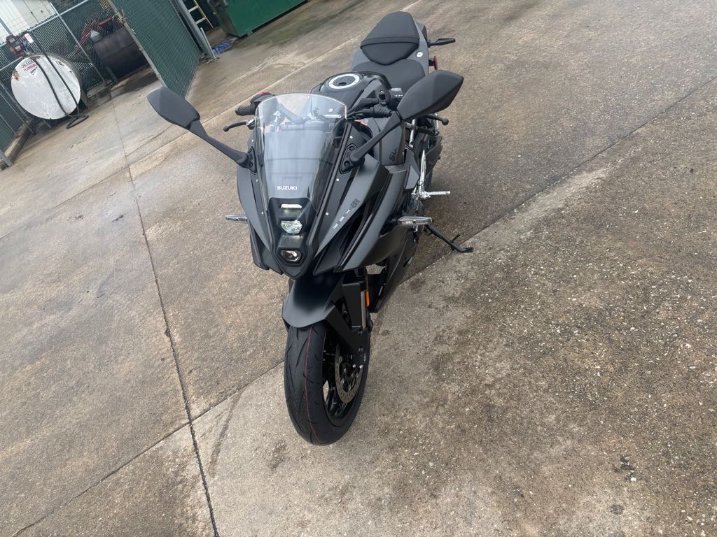 2025 Suzuki GSX-S 8R - Photo 3