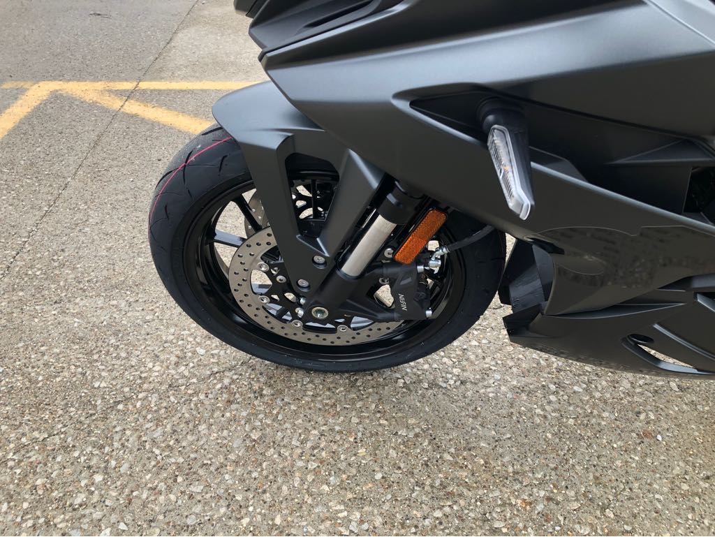 2025 Suzuki GSX-S 8R - Photo 9