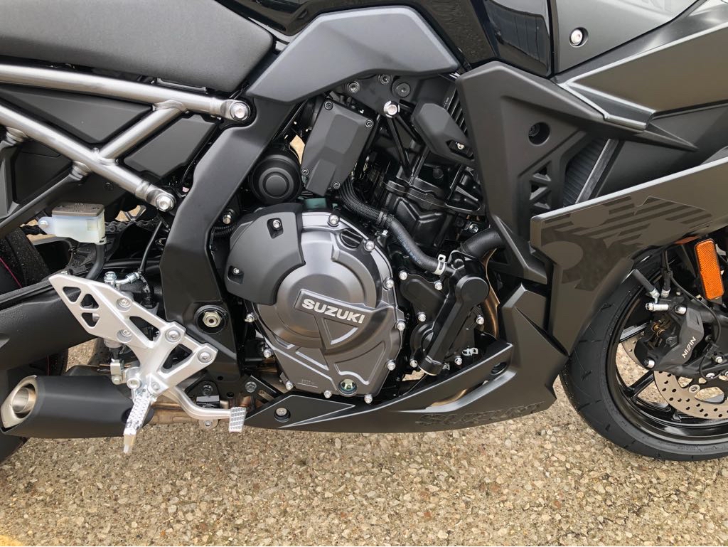 2025 Suzuki GSX-S 8R - Photo 3