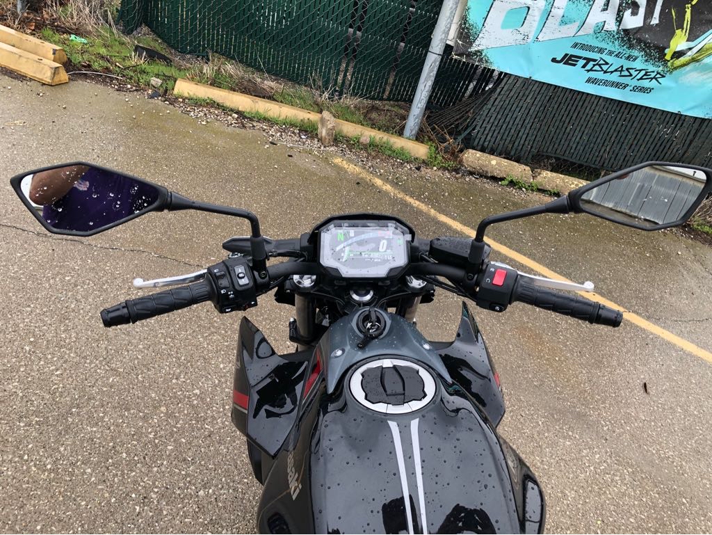 2025 Kawasaki Z650 - Photo 11