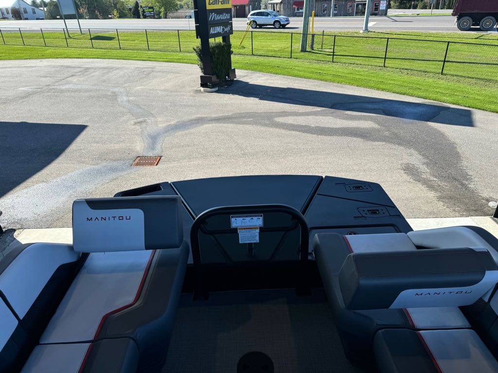 2025 Manitou Cruise 22 Max Bench Twin Tube WITH A ROTAX 150 - Photo 6