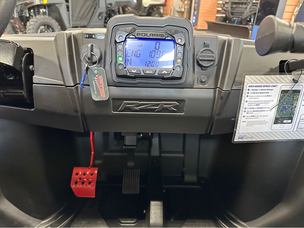 2025 Polaris RZR® 200 EFI - Photo 6