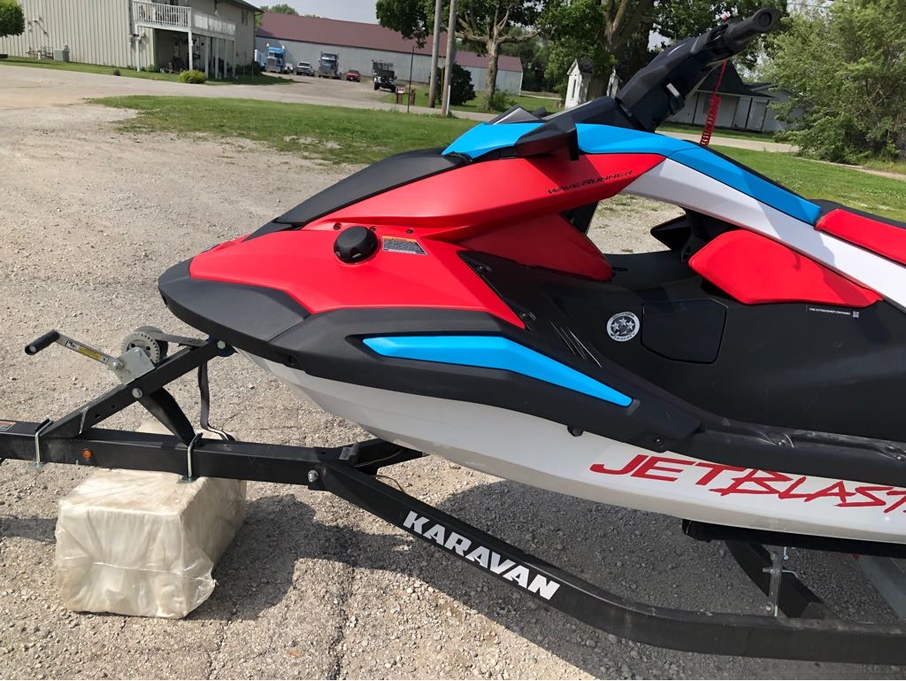 2025 Yamaha JETBLASTER DLX 3-UP - Photo 10