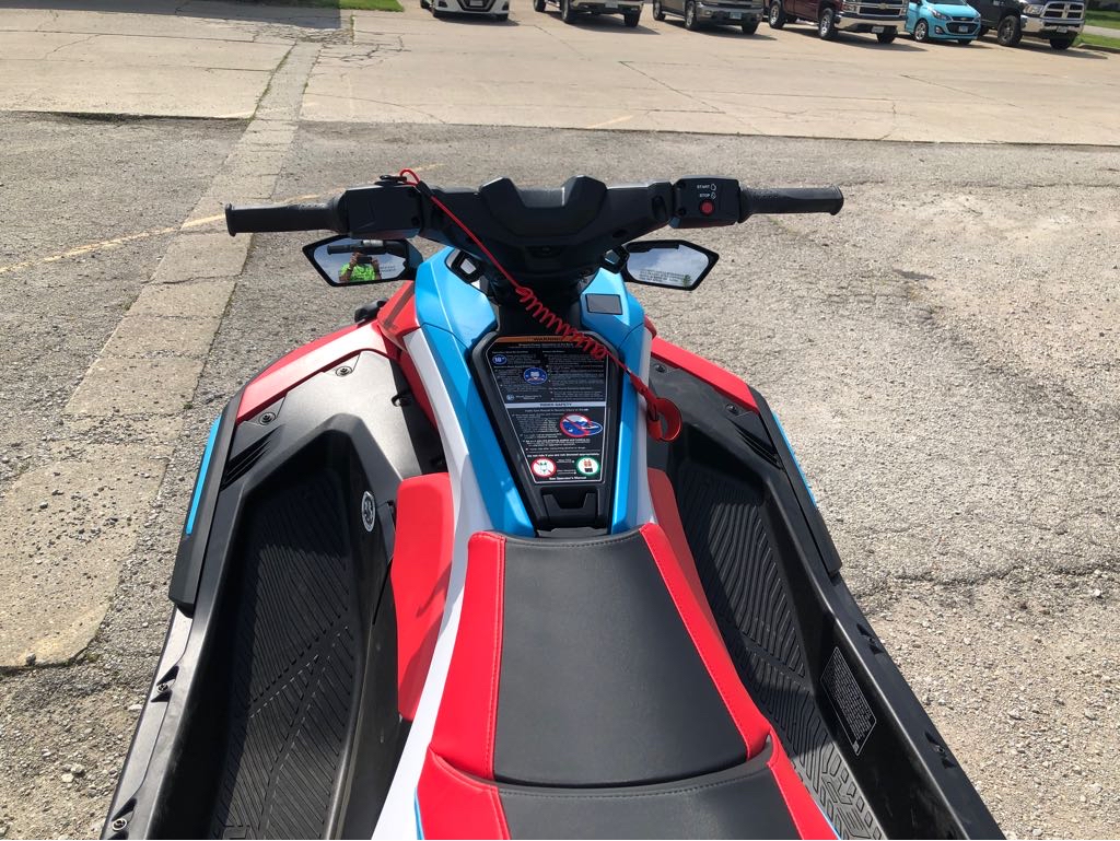 2025 Yamaha JETBLASTER DLX 3-UP - Photo 12