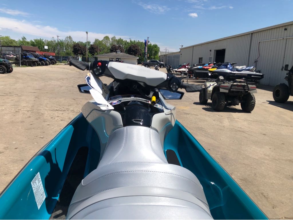 2025 Sea-Doo GTI SE 130 - Photo 9