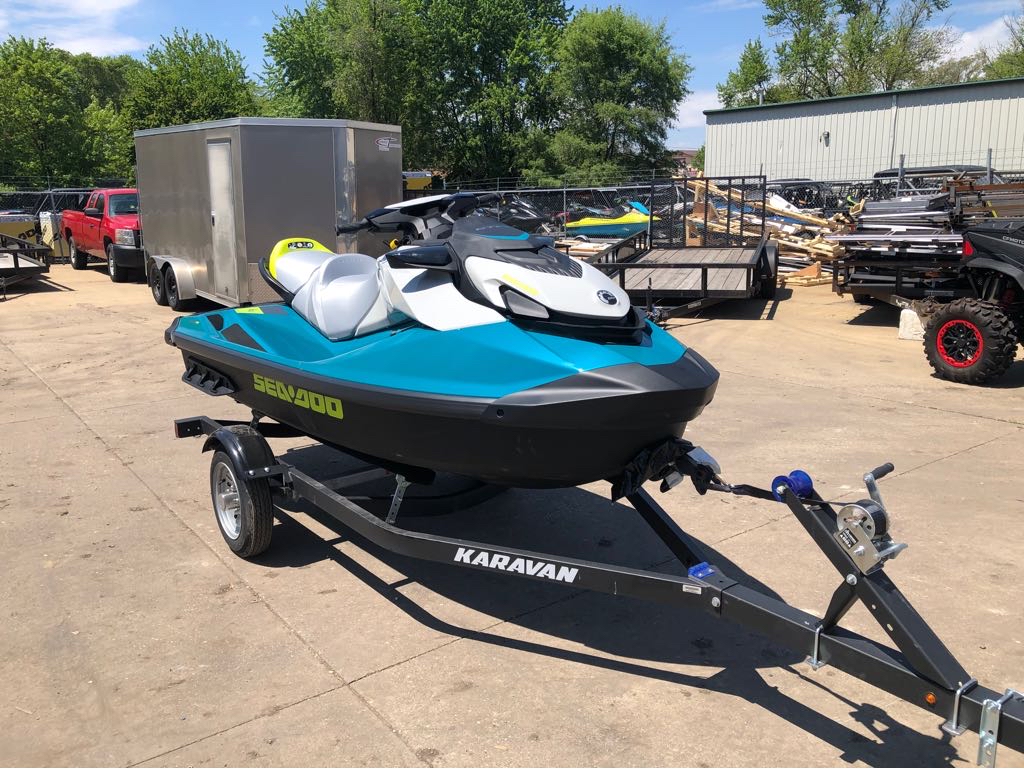 2025 Sea-Doo GTI SE 130 - Photo 2