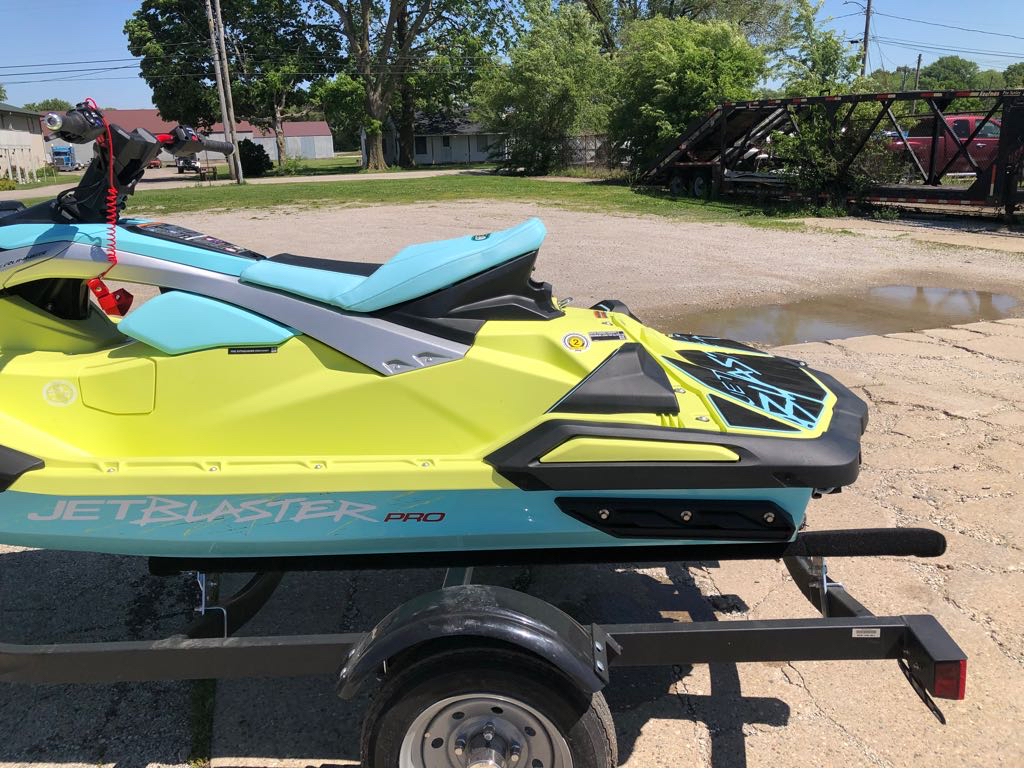 2025 Yamaha JETBLASTER PRO 2-UP - Photo 8
