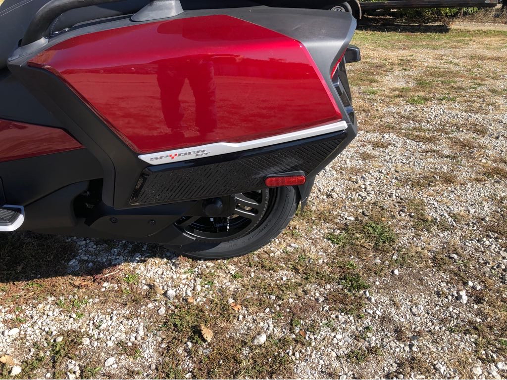 2025 Can-Am SPYDER RT LIMITED - Photo 8