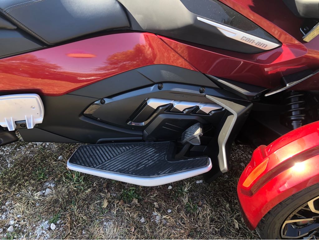 2025 Can-Am SPYDER RT LIMITED - Photo 4