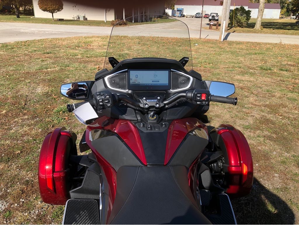 2025 Can-Am SPYDER RT LIMITED - Photo 12