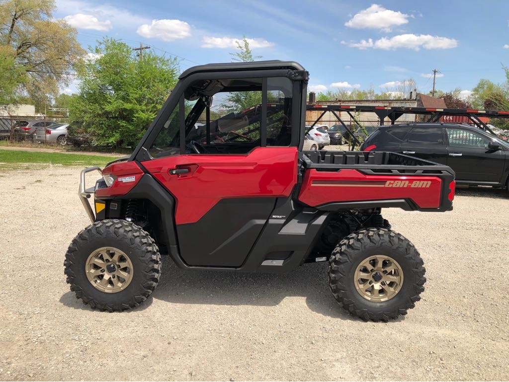 2025 Can-Am DEFENDER LIMITED CAB HD10 - Photo 6
