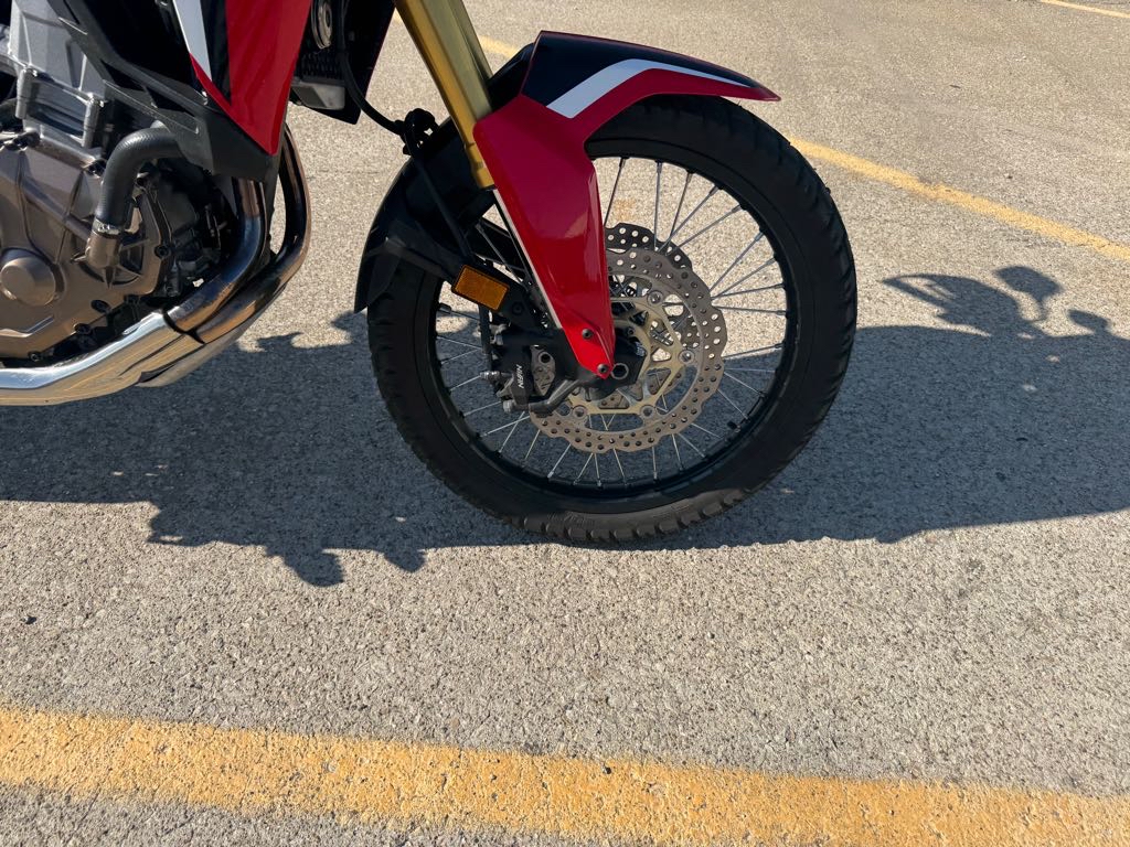2017 Honda AFRICA TWIN - Photo 4
