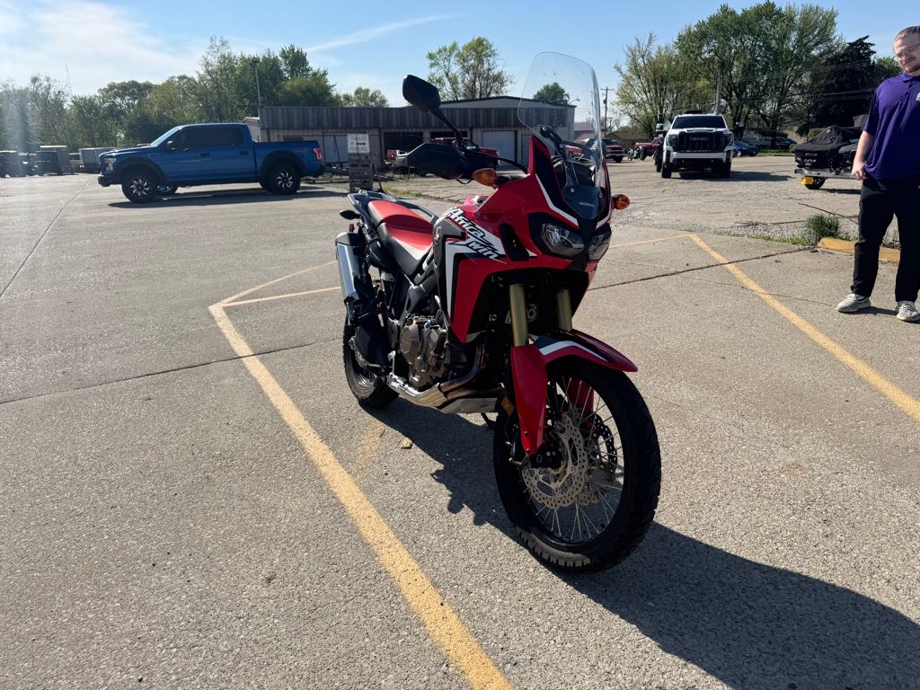 2017 Honda AFRICA TWIN - Photo 13