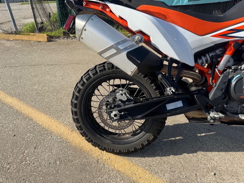 2023 KTM 890 ADVENTURE R - Photo 16