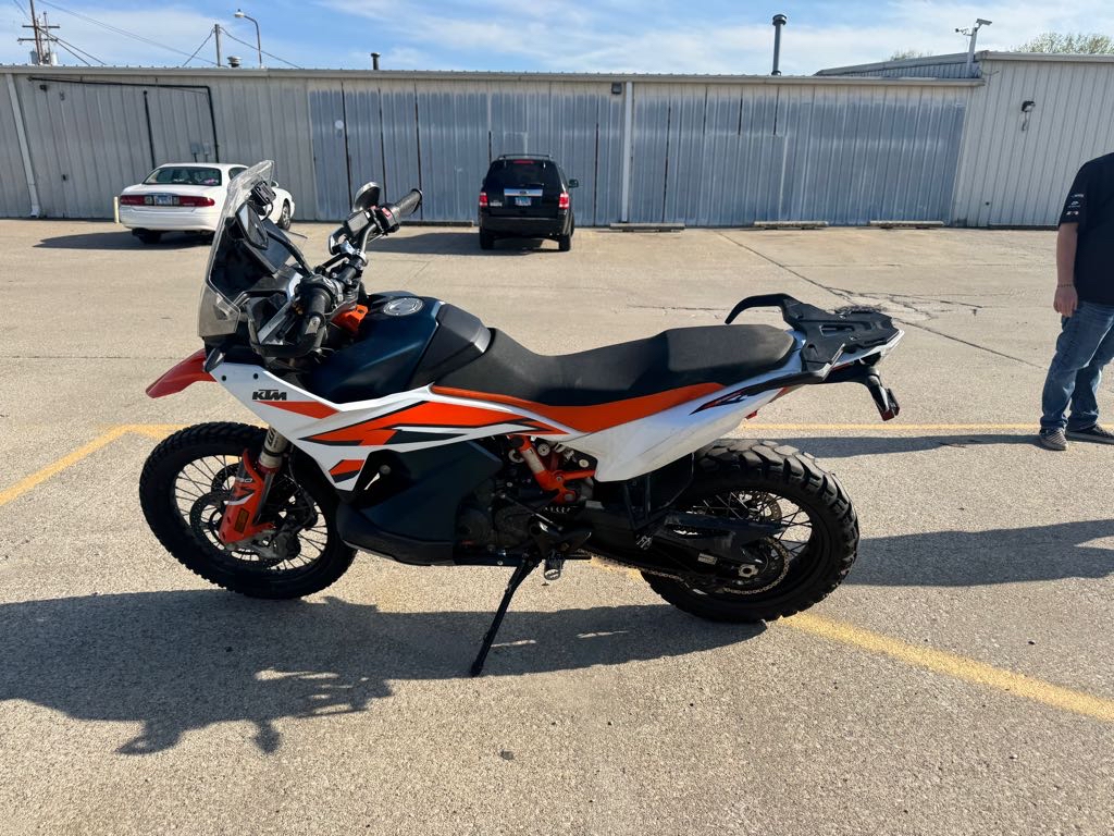 2023 KTM 890 ADVENTURE R - Photo 7