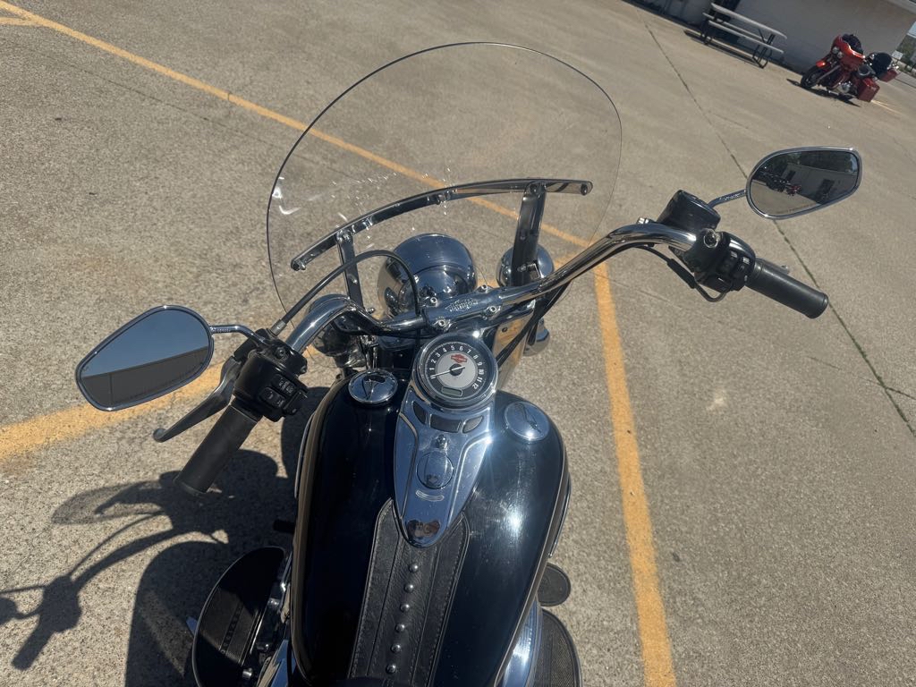2014 Harley-Davidson® HERITAGE SOFTAIL CLASSIC - Photo 12