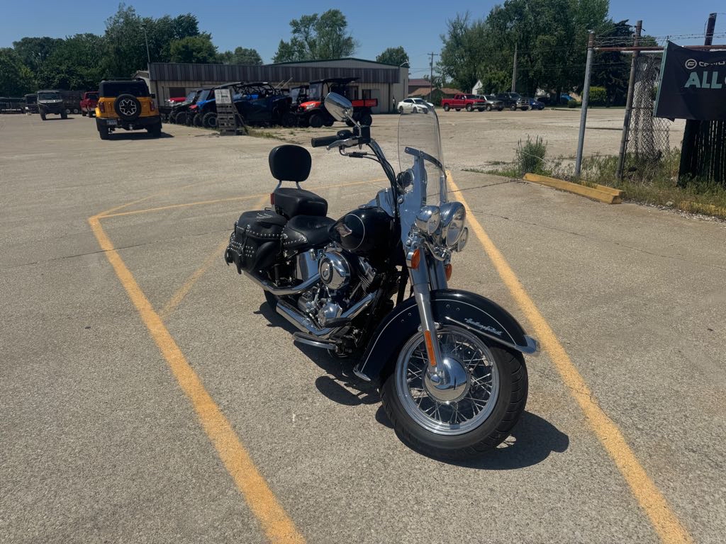 2014 Harley-Davidson® HERITAGE SOFTAIL CLASSIC - Photo 4