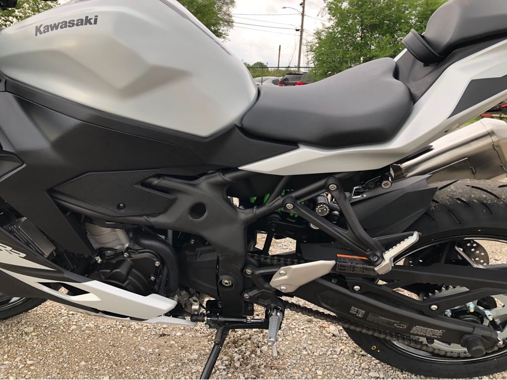2025 Kawasaki NINJA ZX 4RR ABS - Photo 7