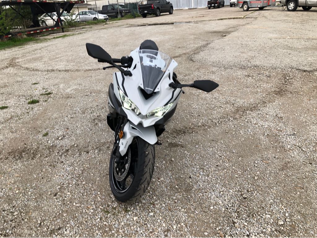 2025 Kawasaki NINJA ZX 4RR ABS - Photo 9