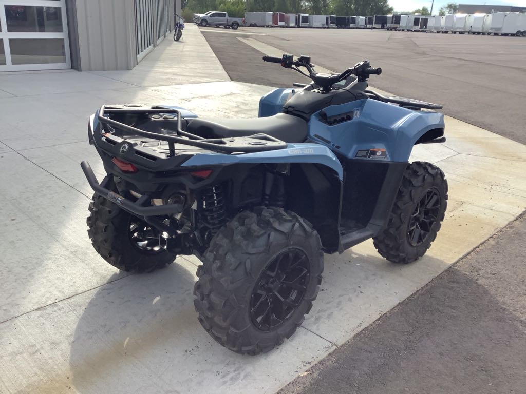 2025 Can-Am Outlander XT 700 - Photo 5