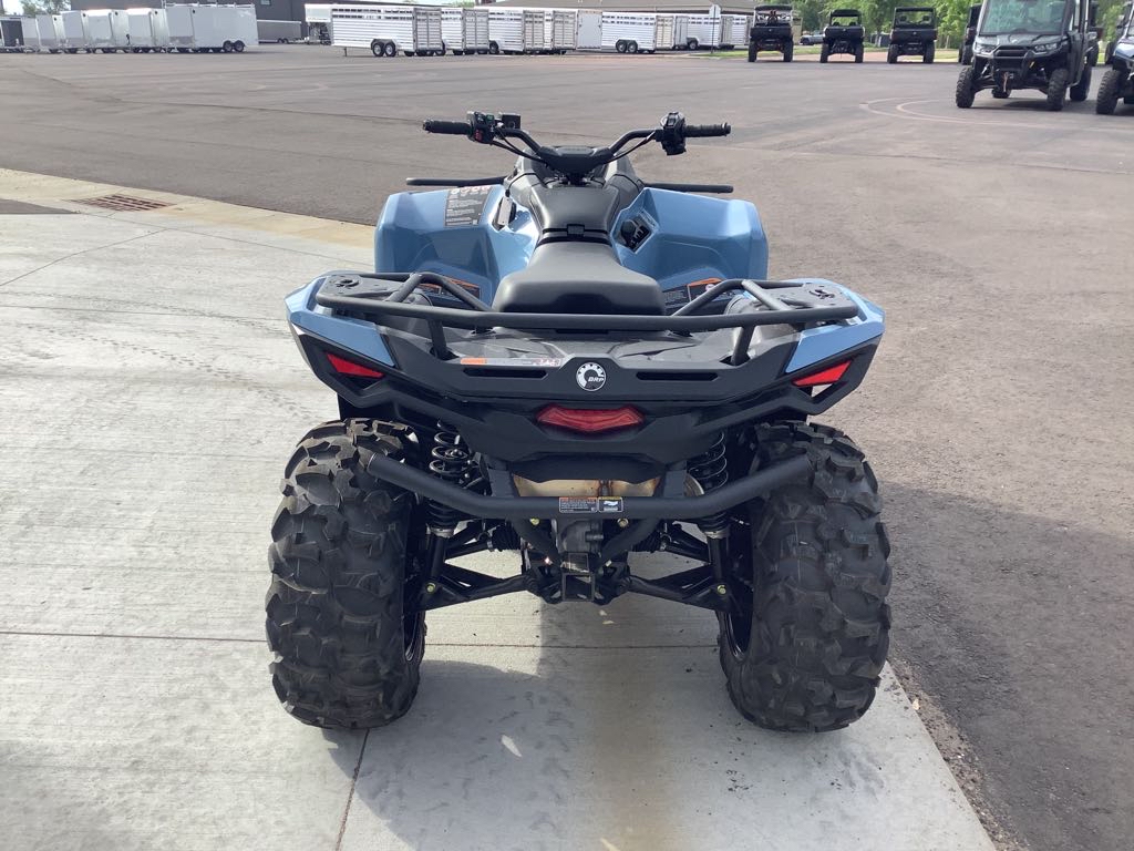2025 Can-Am Outlander XT 700 - Photo 4