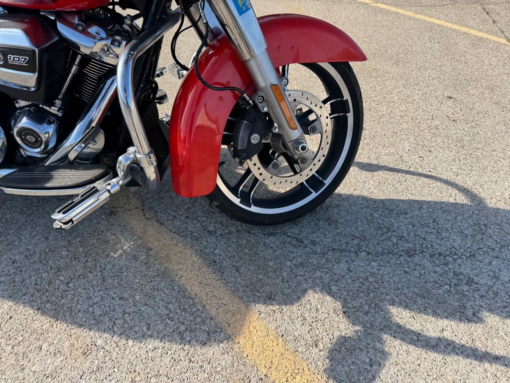 2017 Harley-Davidson® STREET GLIDE SPECIAL - Photo 4