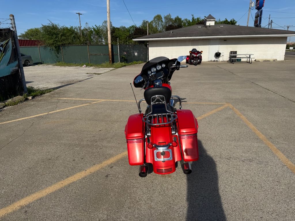 2017 Harley-Davidson® STREET GLIDE SPECIAL - Photo 13