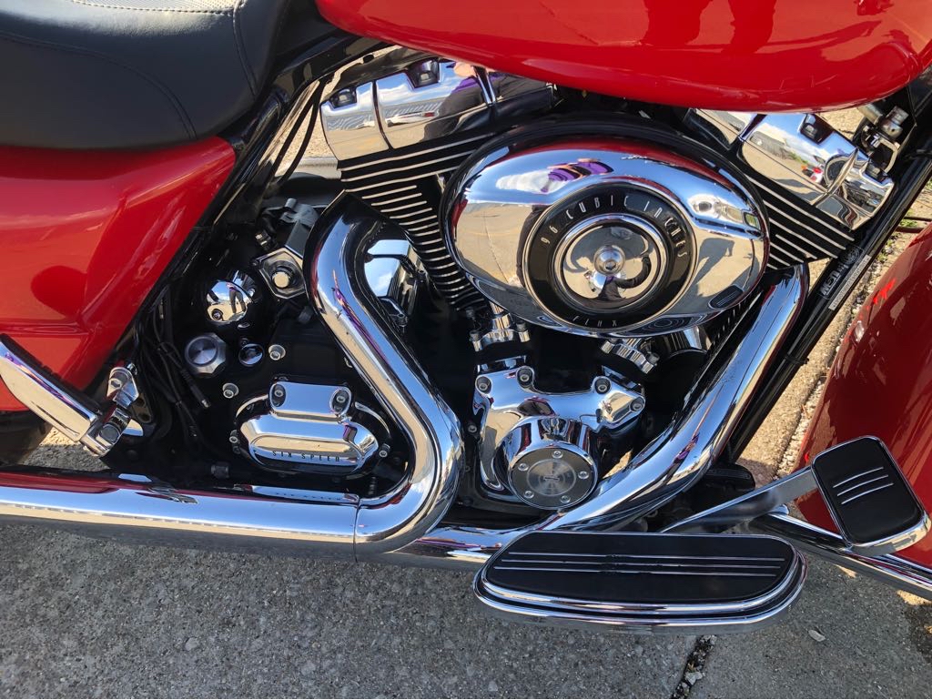 2010 Harley-Davidson® STREET GLIDE - Photo 3