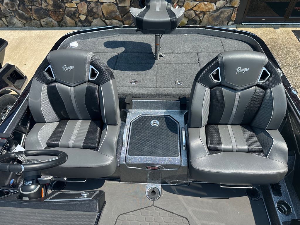 2025 Ranger Boats Z Comanche® Z520R Ranger Cup® Equipped - Photo 18