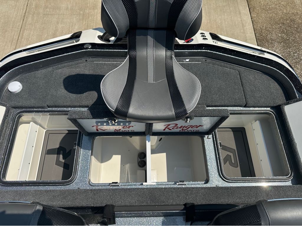 2025 Ranger Boats Z Comanche® Z520R Ranger Cup® Equipped - Photo 6