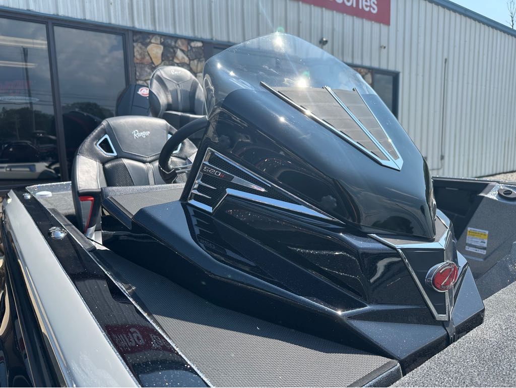 2025 Ranger Boats Z Comanche® Z520R Ranger Cup® Equipped - Photo 14