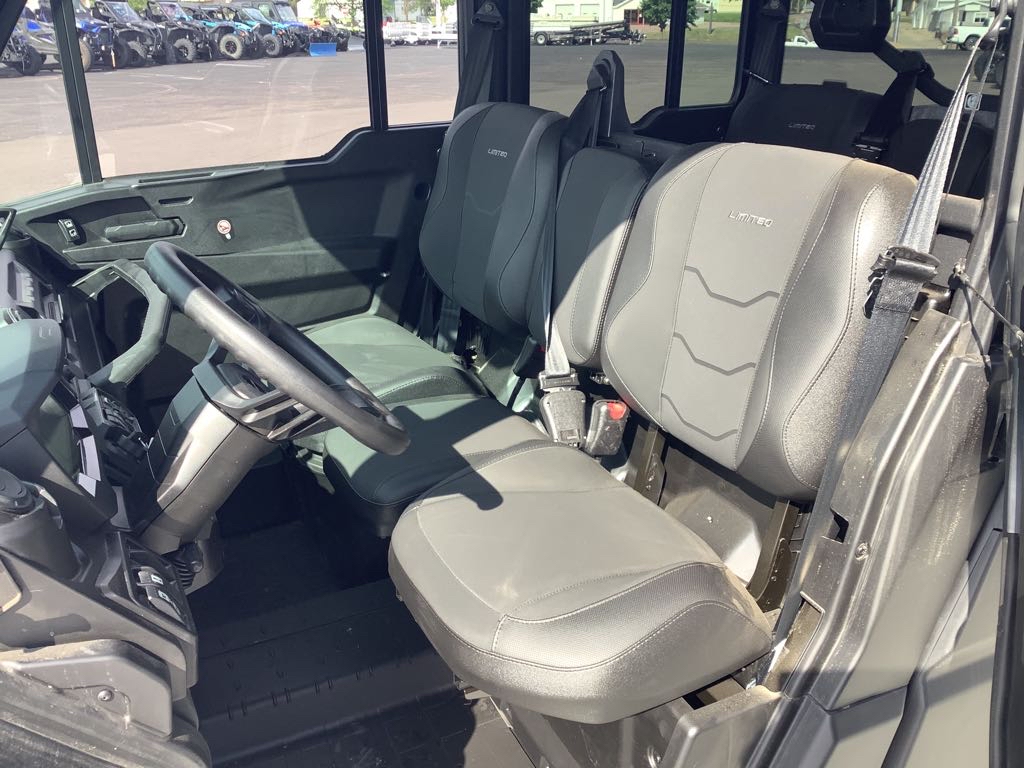 2025 Can-Am Defender MAX Limited HD10 - Photo 6