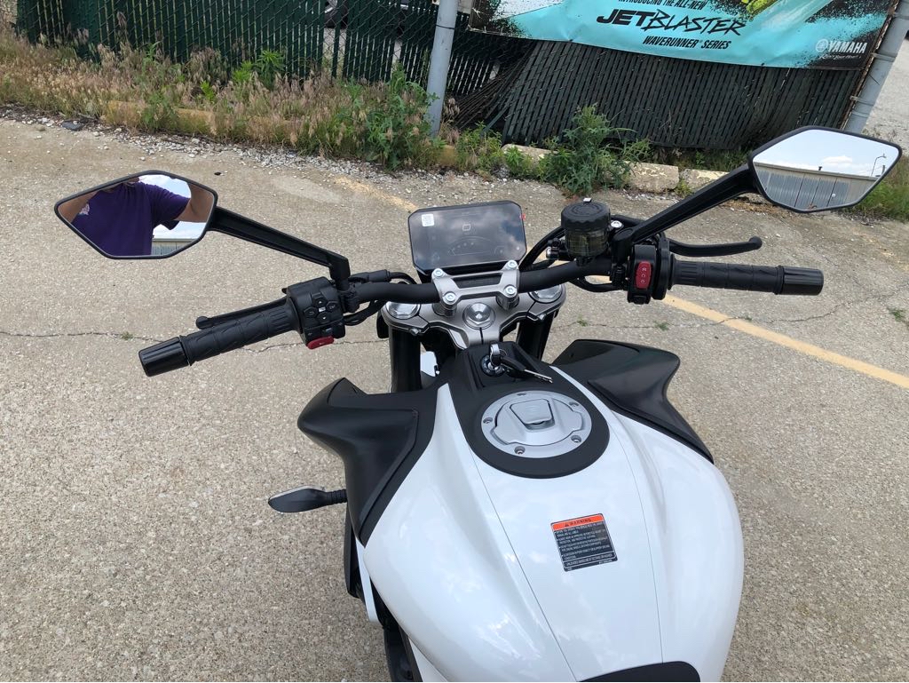 2025 CFMOTO 450NK - Photo 12
