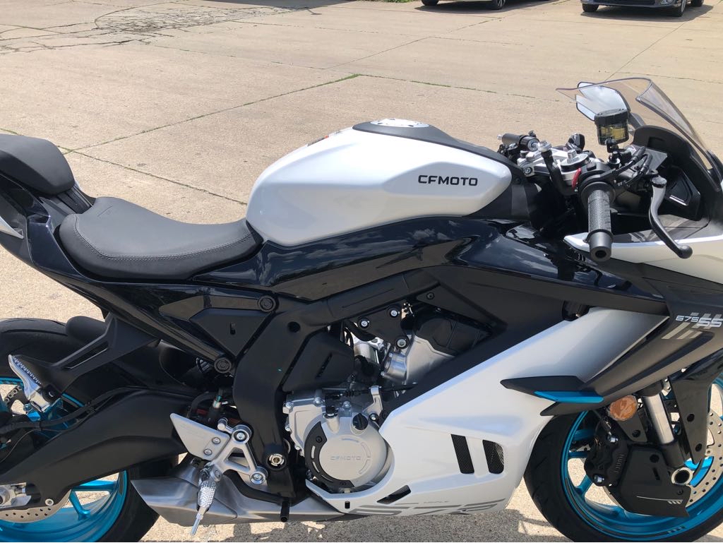 2025 CFMOTO 450SS - Photo 4